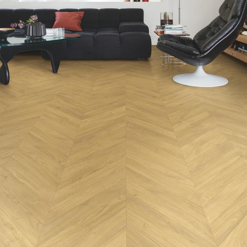 Quickstep Impressive Laminate Flooring Pattern Chevron Oak Natural product-3