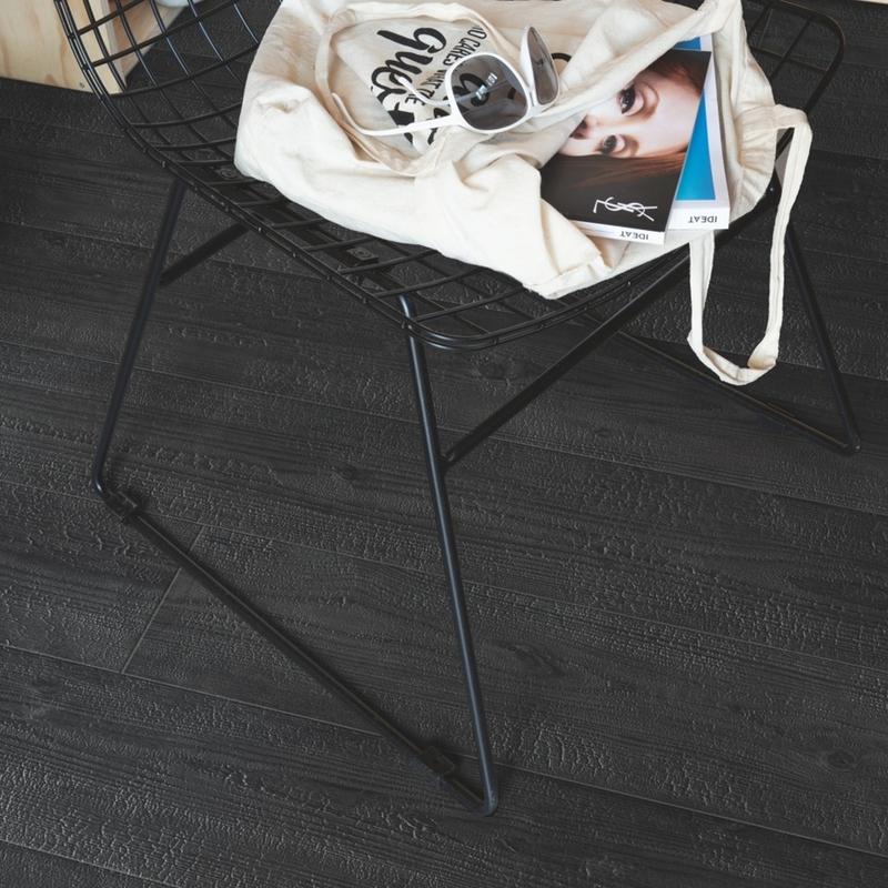 Quickstep ULTRA Laminate Flooring Burned Planks product-5