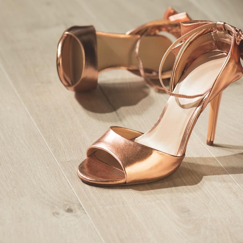 Quickstep Impressive Laminate Flooring Soft Oak Beige product-2