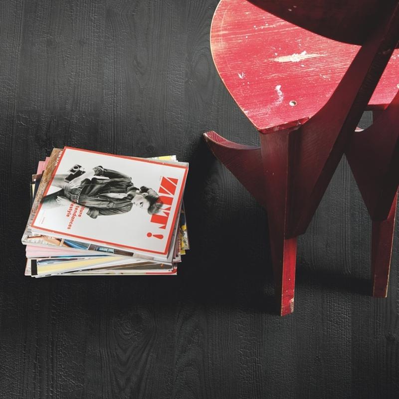 Quickstep ULTRA Laminate Flooring Burned Planks product-7