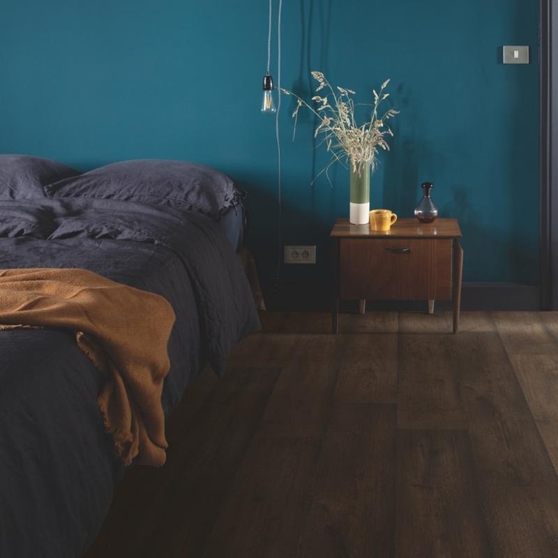 Quickstep Capture Laminate Flooring Waxed Oak Brown product-1