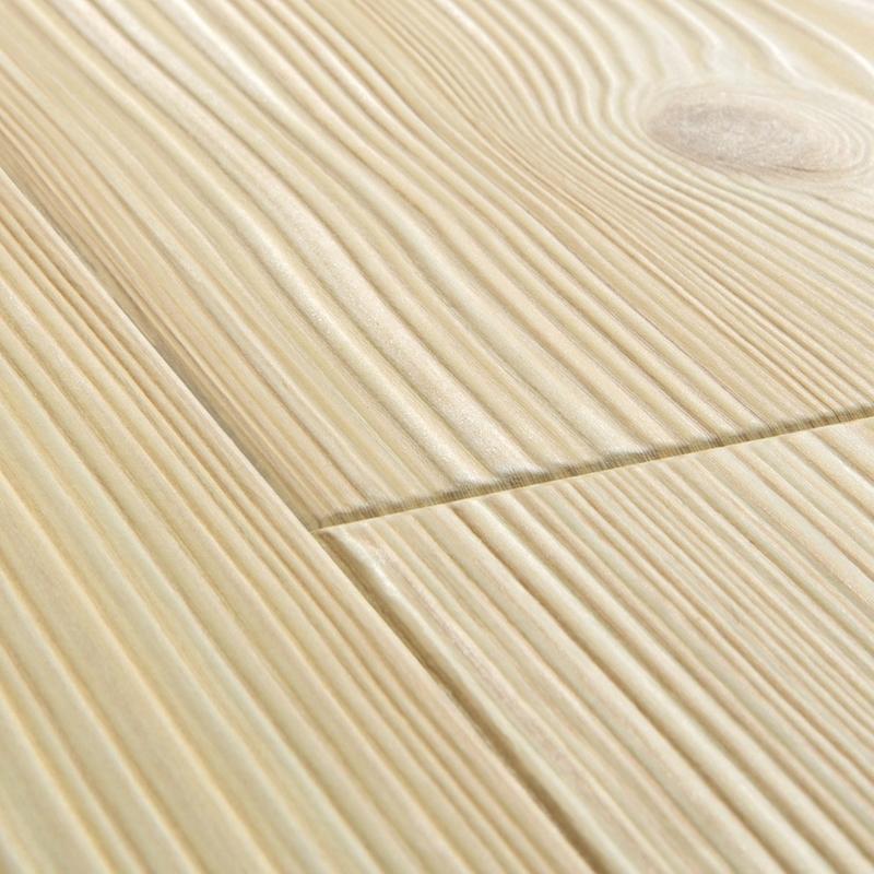 Natural Pine Wood Effect Quickstep