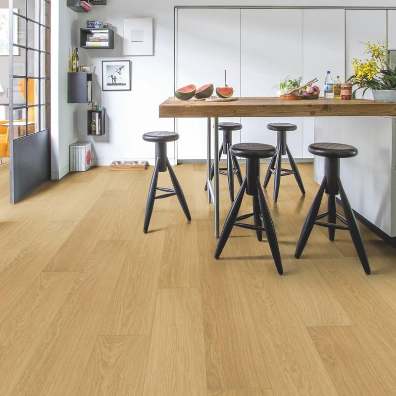 Natural Varnished Oak Vinyl Flooring at Cheap Price
