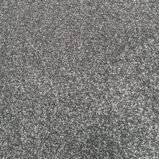 Richmond Saxony Mist Grey Thick Carpet