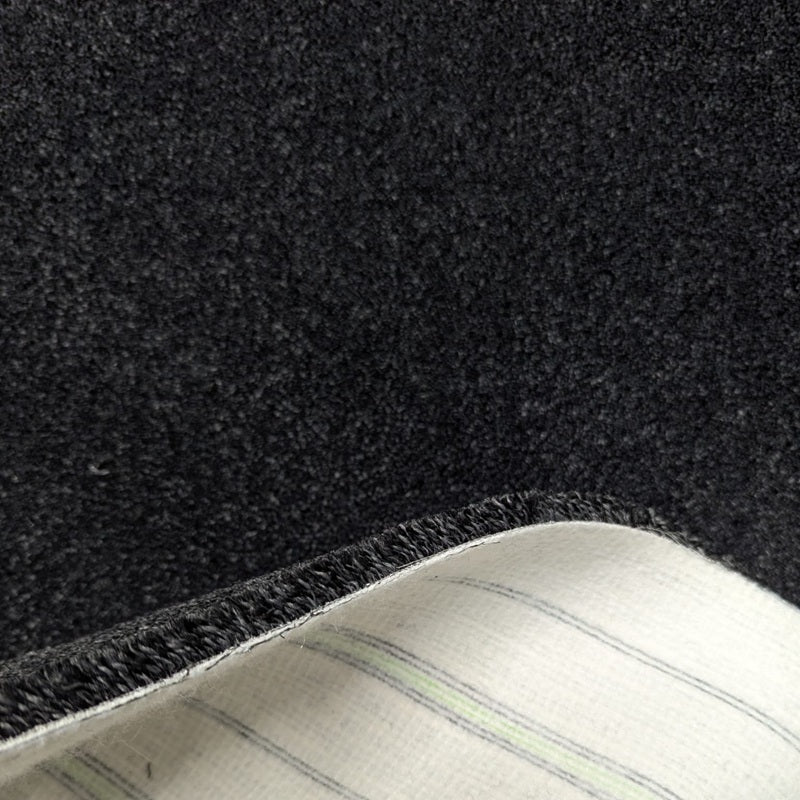 Richmond Saxony Knight Grey Black Carpet