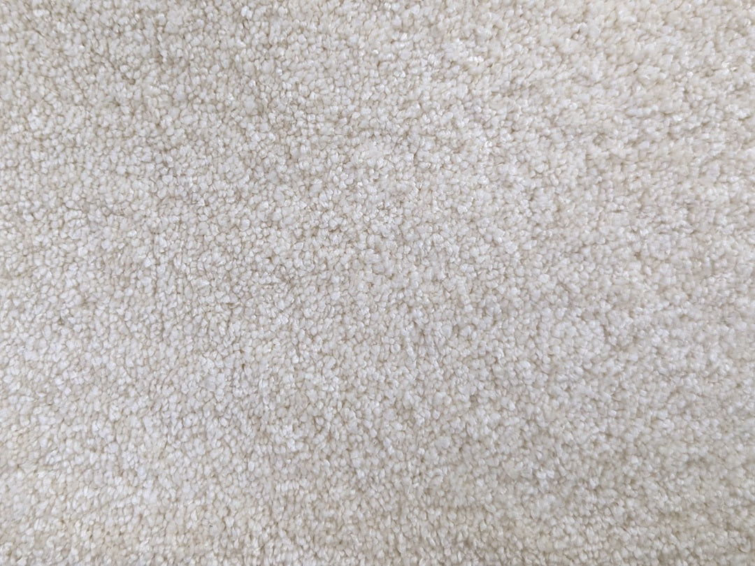 Satino Royale Soft light gray carpet